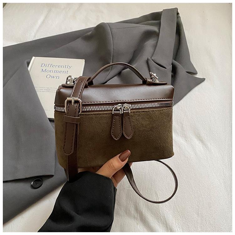 Корейская версия нишевая ins ретро портативная маленькая сумка женская 2025 новая мода супер огонь сумка-коробка на плечо сумка-мессенджер