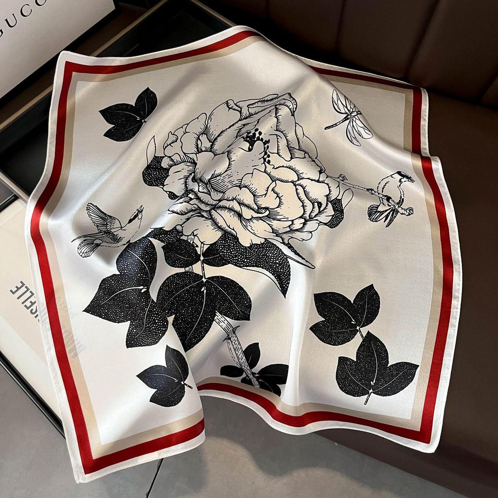 Hangzhou 100% Mulberry Silk Floral Lotus Women's Scarf, 53cm Square Shawl