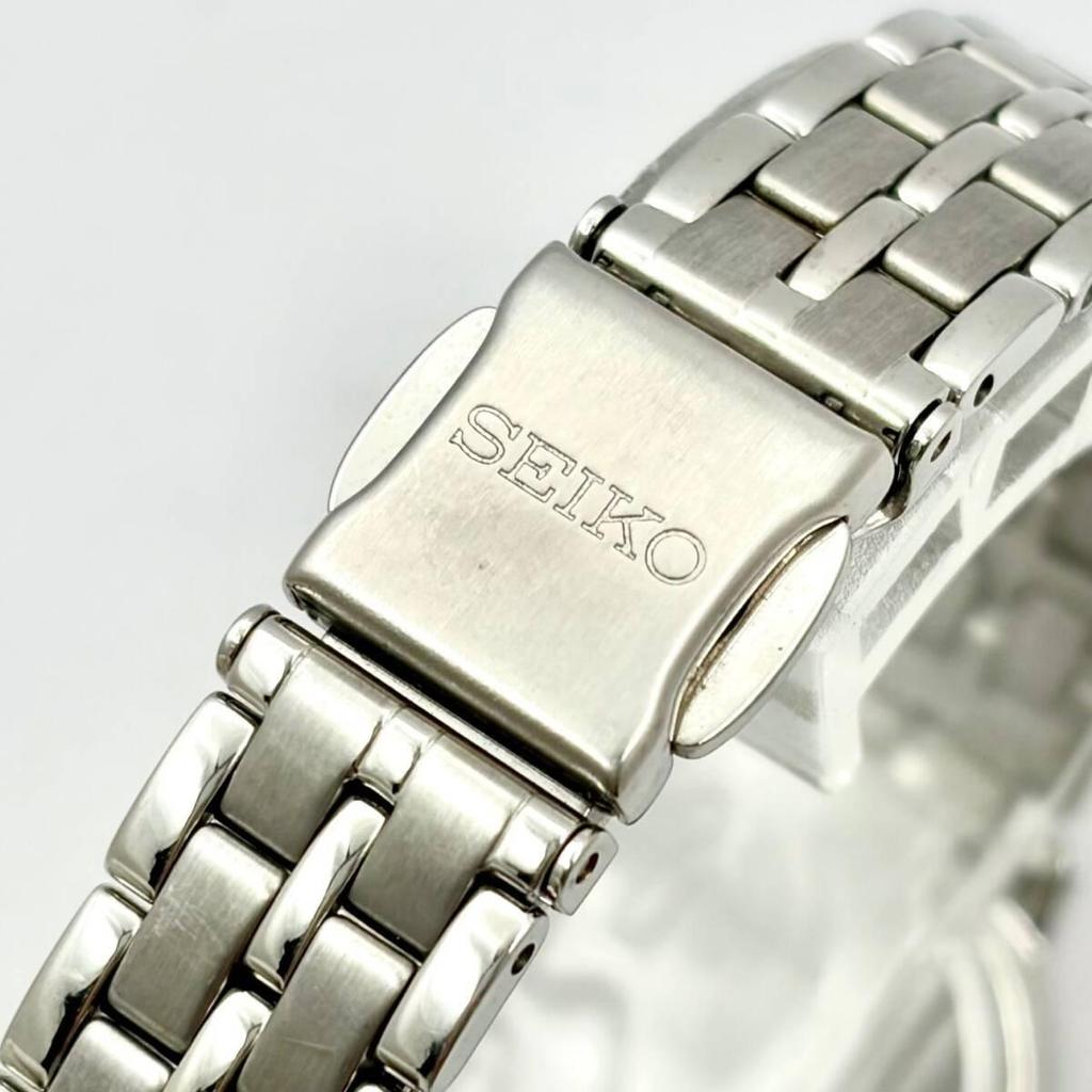 [Хорошее состояние/Новая батарея] Женские часы SEIKO Серебристые 1N01-0AP0 330075