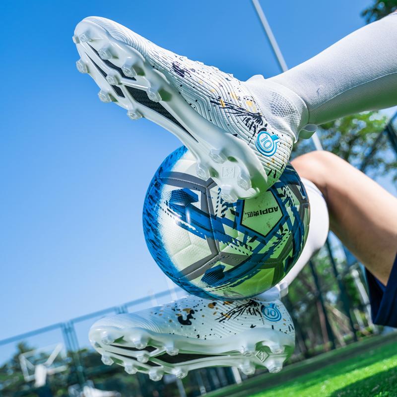 Fashion 33-46 Men's High-top Football Boots Large Size Long Nails Leather Boys Soccer Shoes Nailing Anti -slip Football Boots