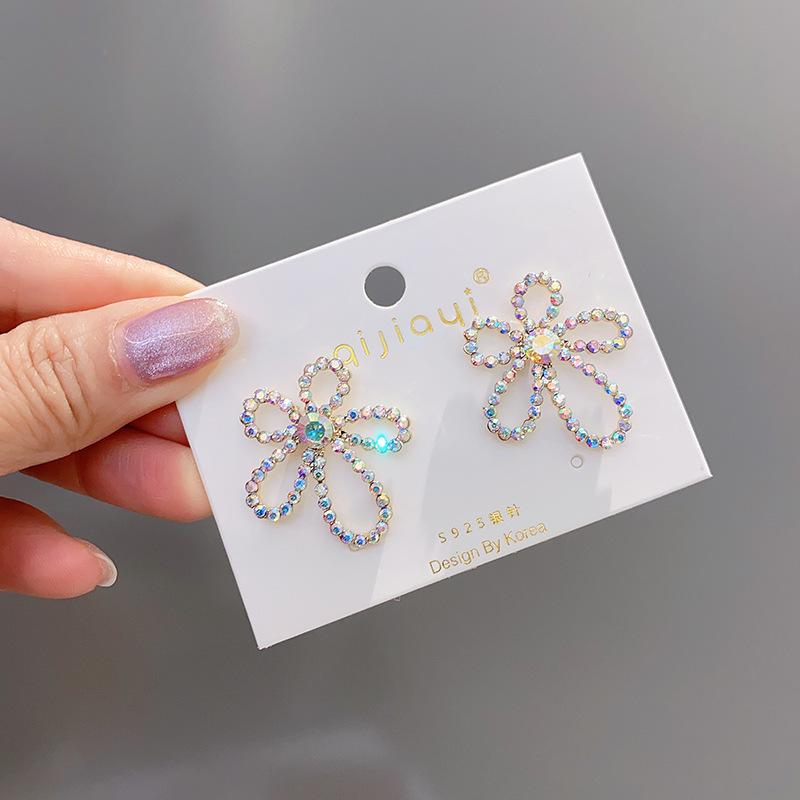Female Luxury Crystal Zircon Stud Earrings Vintage Flowers Earrings Girl Jewelry Gifts