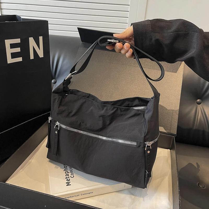 Monochromatic Decorative Nylon Shoulder Bag for Women with Zipper Casual Crossbody Bag