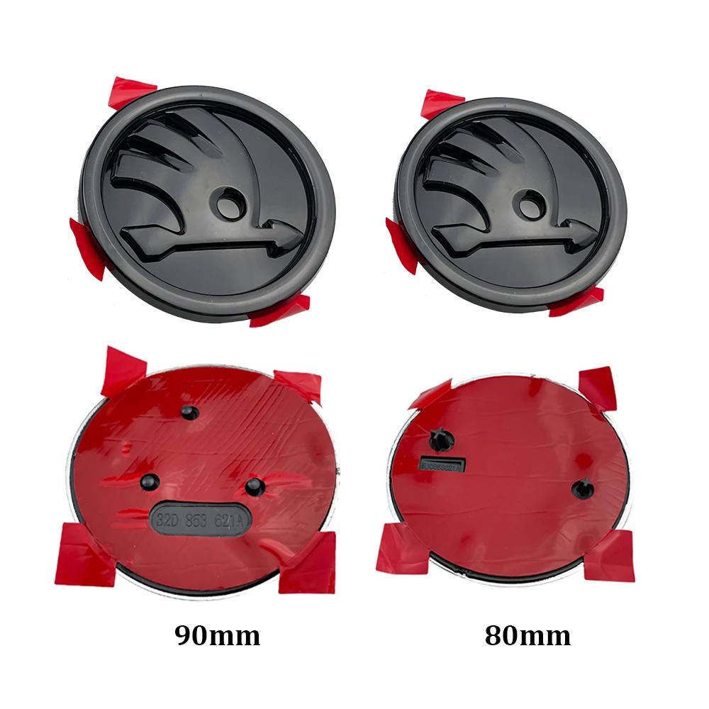 Car Sticker 2Pcs 80mm 90mm Emblem For Skoda Fabia 1 2 Octavia a7 RS Superb Rapid Yeti Karoq Vision Car Head Front Rear Boot Tail