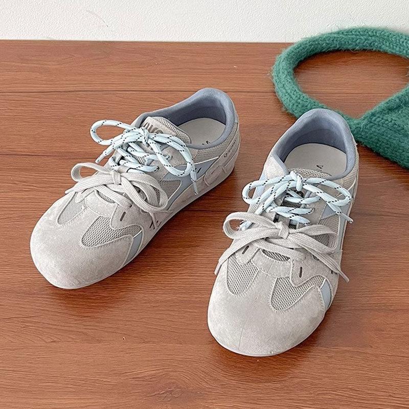 Ретро универсальные туфли Форрест Гамп модная цветовая гамма повседневные кеды женские 2025 весна новые плоские с внутренней платформой увеличивающие рост немецкие тренировочные туфли