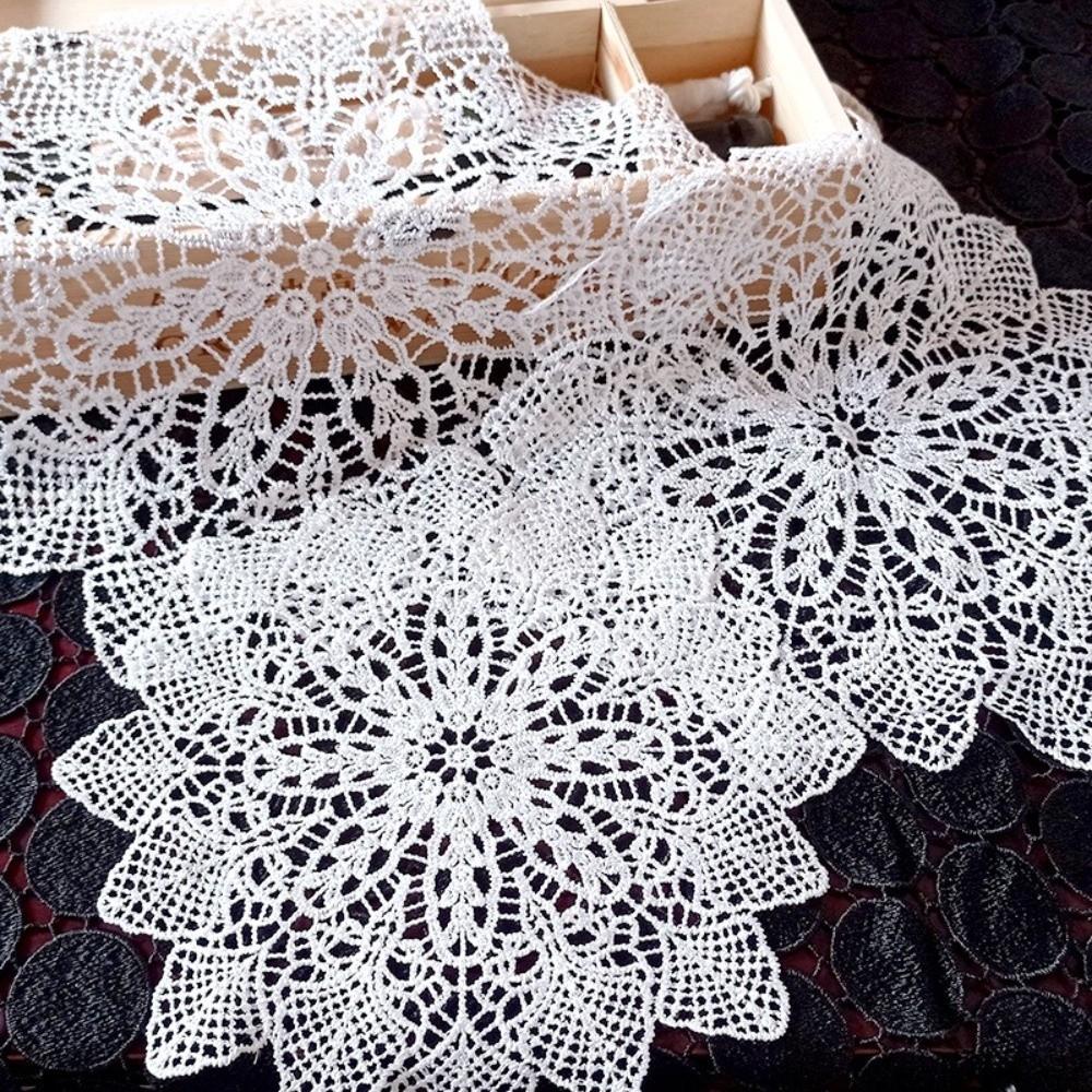 Embroidery Lace Table Cloth Insulated Vase Mat Nordic Style Table Doily Dining Table