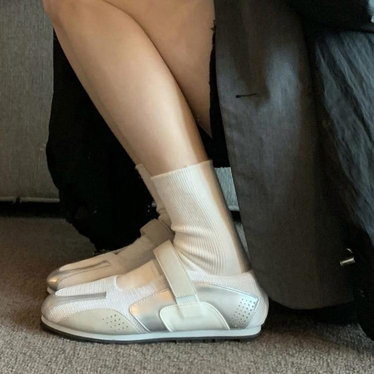 Кожаные корейские нишевые серебристые балетки Мэри Джейн на плоской подошве, повседневные кроссовки на липучке, белая женская обувь