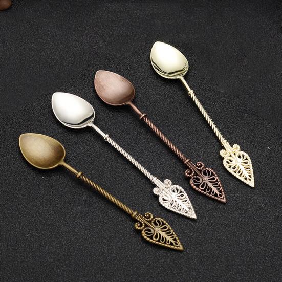 Jam Spoon Heat Resistant Hollow Out Multifunctional No Odor Comfortable Grip Dinning Vintage Flower Carving