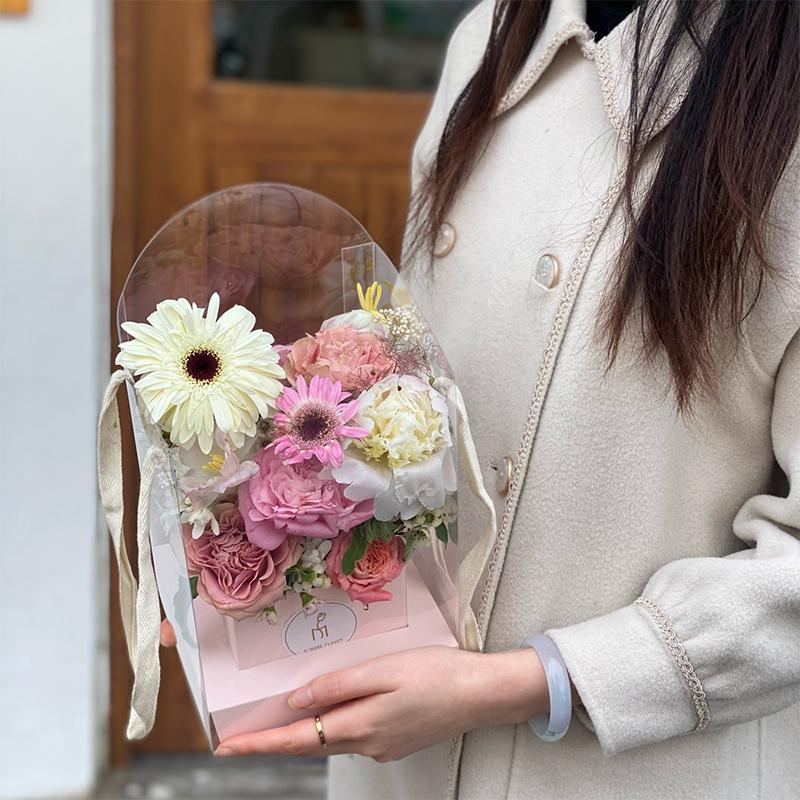 Коробка для ручной упаковки цветов розы Водонепроницаемая прозрачная коробка из бумаги для цветочной композиции Портативная сумка-тоут Упаковка флористических принадлежностей