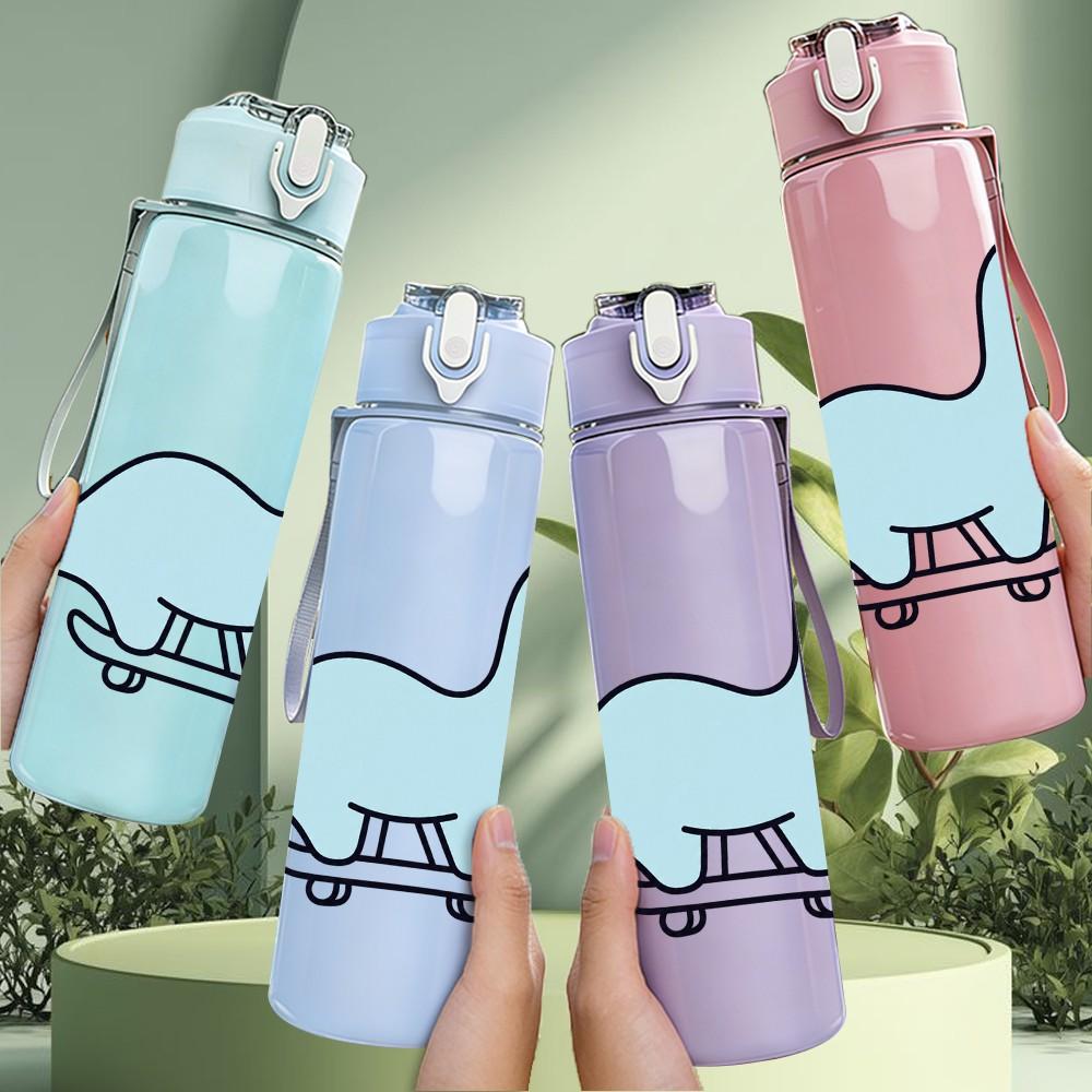 1PC Simple Baby Dinosaur Doodle Print 750ml Color Plastic Sports Water Bottle Leakproof Flip Straw Lid Suitable for Sports Office Home Use