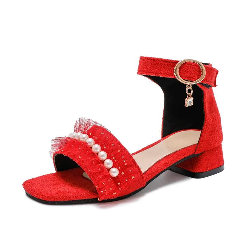 Милые детские сандалии 2024 года, летняя новая мода, корейские туфли с открытым носком на высоком каблуке для девочек, шикарные римские туфли для учеников начальной школы