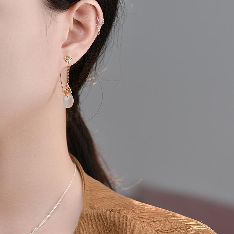 Серьги-пряжки Peace из белого халцедона, легкие, роскошные, высококачественные серьги, новые, китайские серьги Fuzi