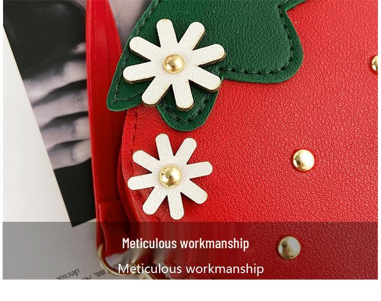 Летняя корейская сумка через плечо для девочек 2025 года - Милый клубничный модный аксессуар для маленьких девочек