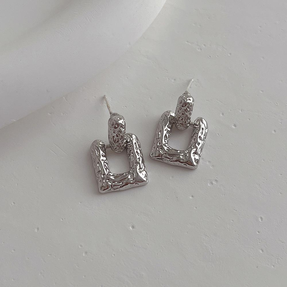 Квадратные толстые серьги из золота и серебра