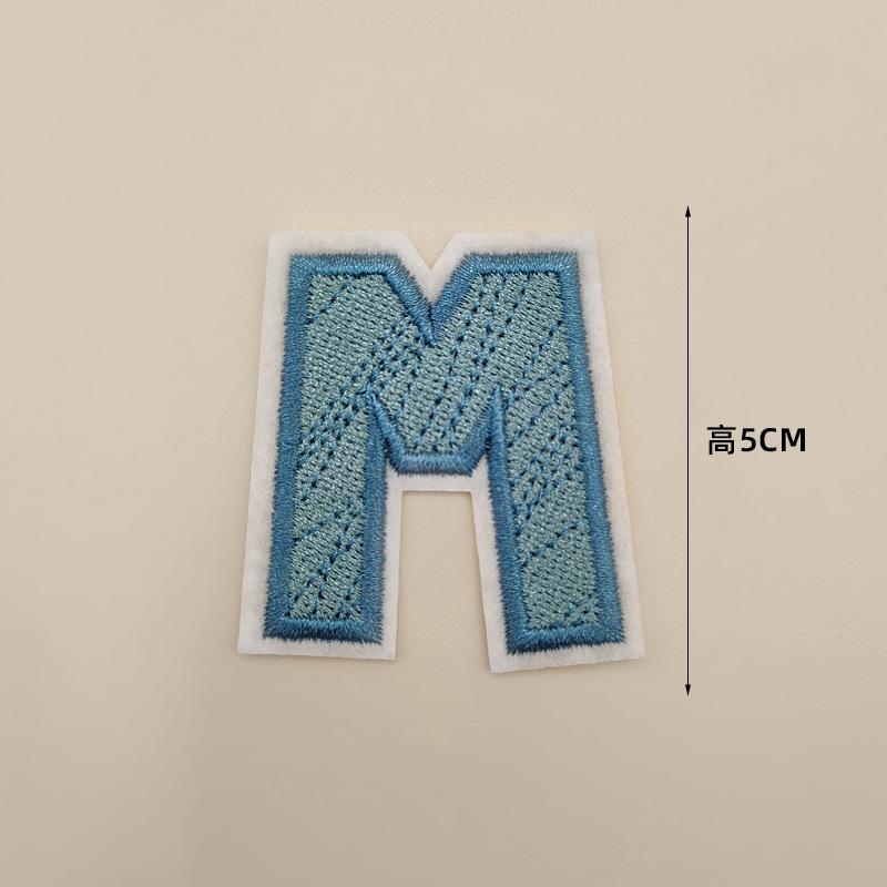 26 шт. цветных термоклеевых нашивок с буквами, вышитых патчей AZ, аппликация на одежду, платья, шляпы, носки, джинсы, аксессуары для самостоятельного изготовления