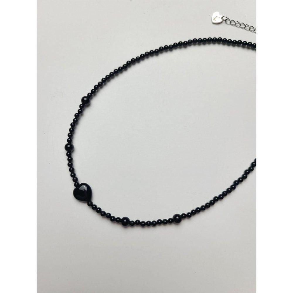 Чокер из оникса в форме сердца