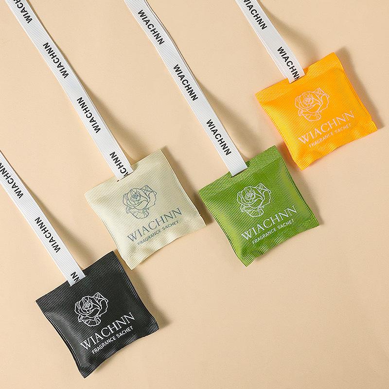 Gardenia fragrance lasting aroma fragrant bag chest in addition to taste sweet bursa color no fire aromatherapy