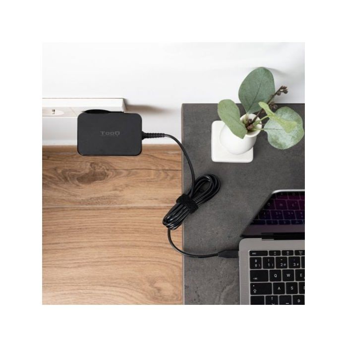Зарядное устройство для ноутбука - Tooq - Gan USB-C Pd3.0 90 Вт - Черный - 1 кабель 0,8 метра - Совместимо с MAC