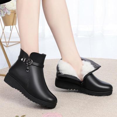 Женские туфли из натуральной кожи и шерсти 2024 года: Теплые, нескользящие короткие ботинки с плоской подошвой для людей среднего и пожилого возраста.