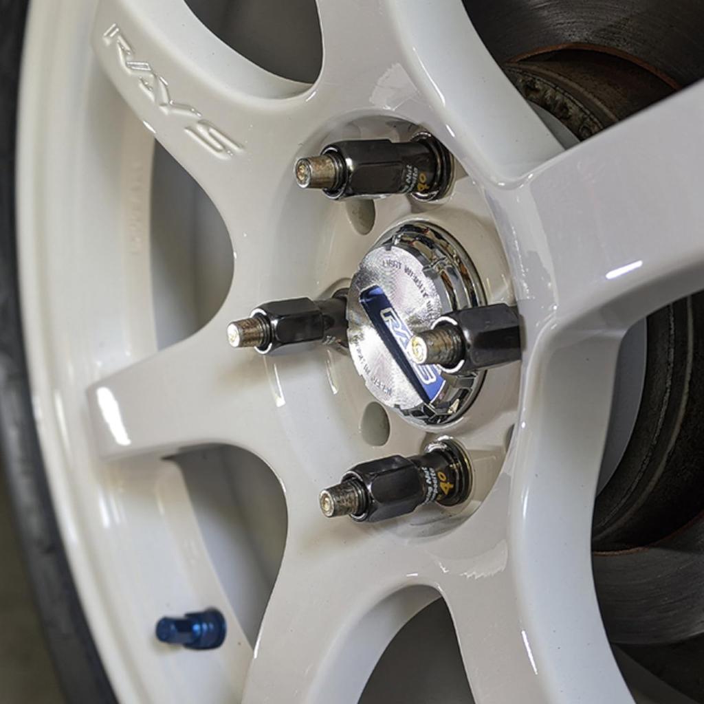 Гоночный композитный R40 с замком M12 x Классический 20 Продукт KYO-EI & Гайка, P1.5, Хромированный, Штук, Номер RC-11K