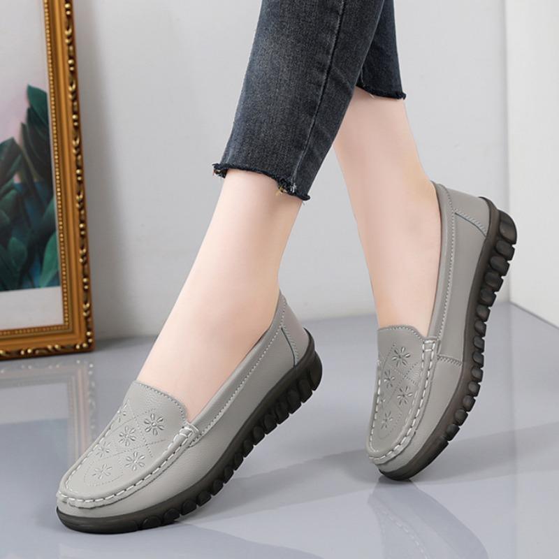 Женская кожаная модная повседневная обувь на мягкой подошве