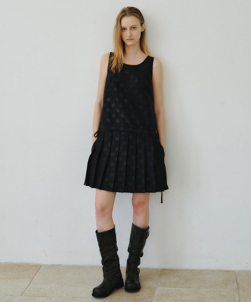 Mais Polka Dot Pleated Mini Dress / Black