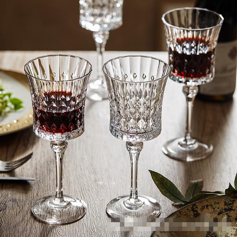 Хрустальный бокал для вина