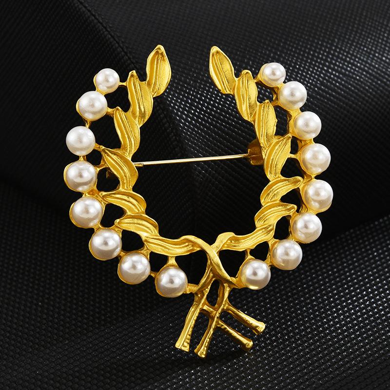 Brooch High-End Sense Niche Light Luxury Suit Bow Rhinestone Corsage High-End Alloy Creative Clothing Accessories