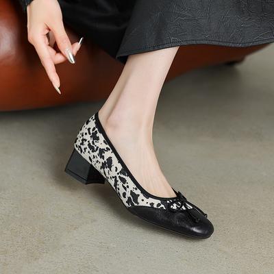 Мода 2025 Новые Весенние Туфли из Натуральной Кожи с Квадратным Носком для Женщин Модные Женские Туфли-Лодочки с Леопардовым Принтом Женская Обувь Женская Обувь