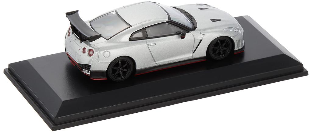 CARNEL 1/64 Scale Nissan GT-R NISMO N Attack Package (R35) 2015 Silver Finished Product