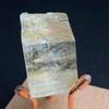 Натуральный кристалл Радужный кальцитовый блок Орнамент Необработанный камень Домашнее украшение Настольные поделки