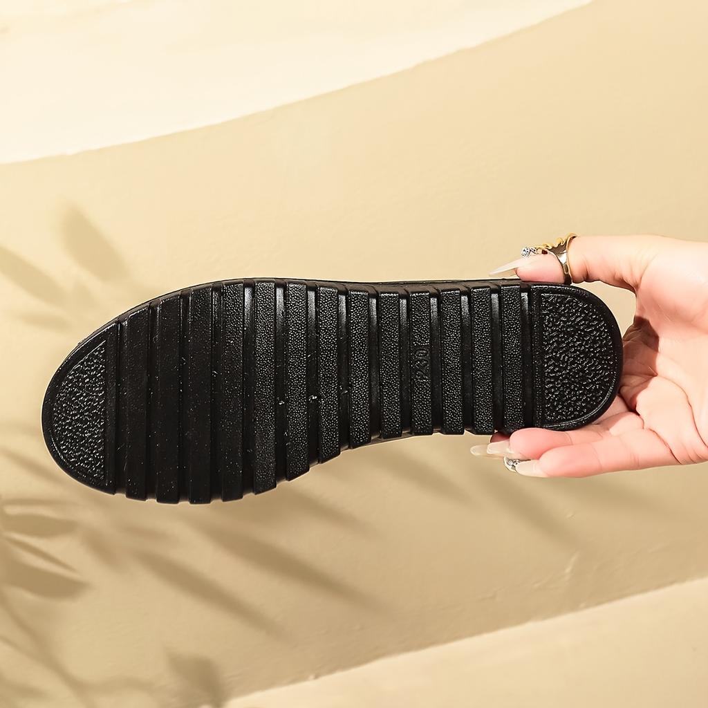 Mom Shoes Spring/Fall Style Soft-Sole Anti-Slip Flat Work Shoes for Middle-Aged and Elderly Women - Black Casual Versatile