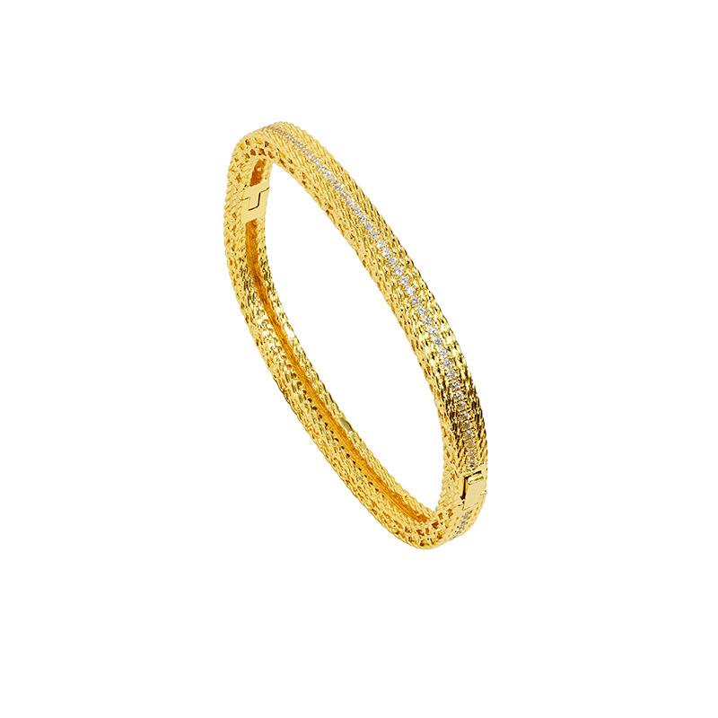 Bracelet Palace Style Square Geometric Bracelet Has a High-end Feel