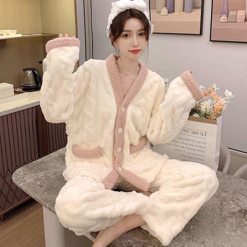 Autumn/Winter Coral Velvet Pajamas for Women Warm Casual Flannel with Velvet Thickened Can Be Worn Outside The Home Suit