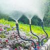 Система полива сада Свободно гнущаяся система дождевателей для газона Система орошения распылением для сада газона патио