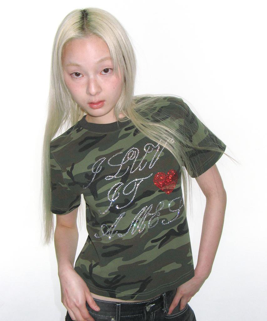 AMES-WORLDWIDE Ames Hotfix Crop Tee Camo