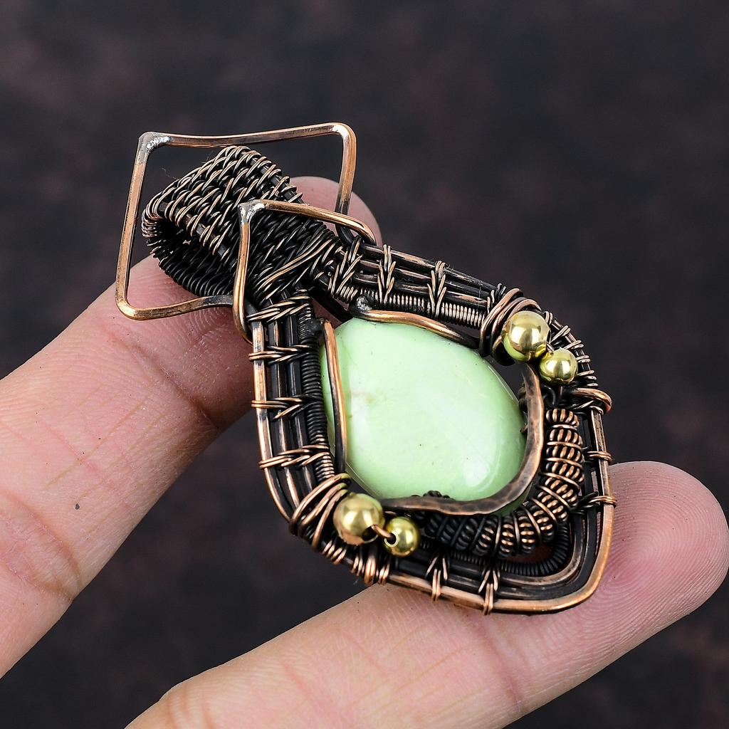 Кулон с лимонным хризопразом, медная проволока, кулон, драгоценный камень, медные украшения, уникальный кулон, проволочная обмотка, ювелирные изделия с хризопразом, кулон ручной работы