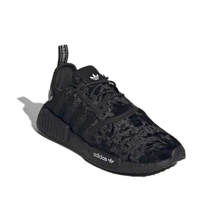adidas Кроссовки для женщин NMD_R1 Triple Black Core-Black GW5682