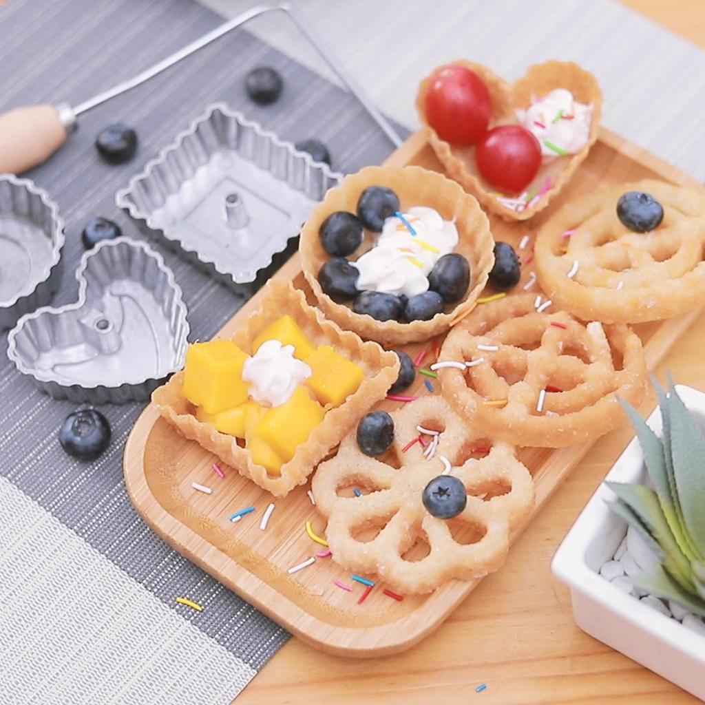 Non-Stick Aluminum Dumpling & Cake Frying Spoon Mold
