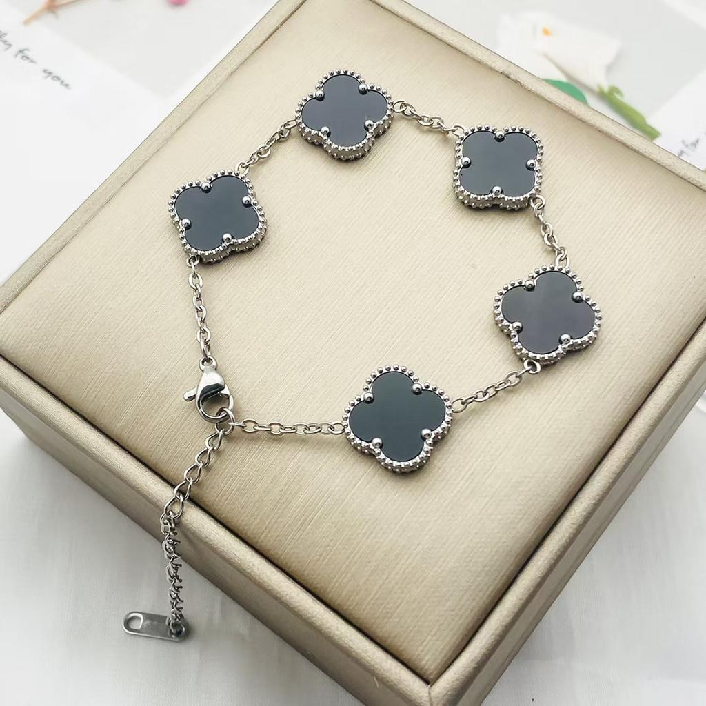 15 мм не теряет цвет четырехлистный клевер титановая сталь пять цветов браслет женская мода универсальный высококлассный чувство женского браслета