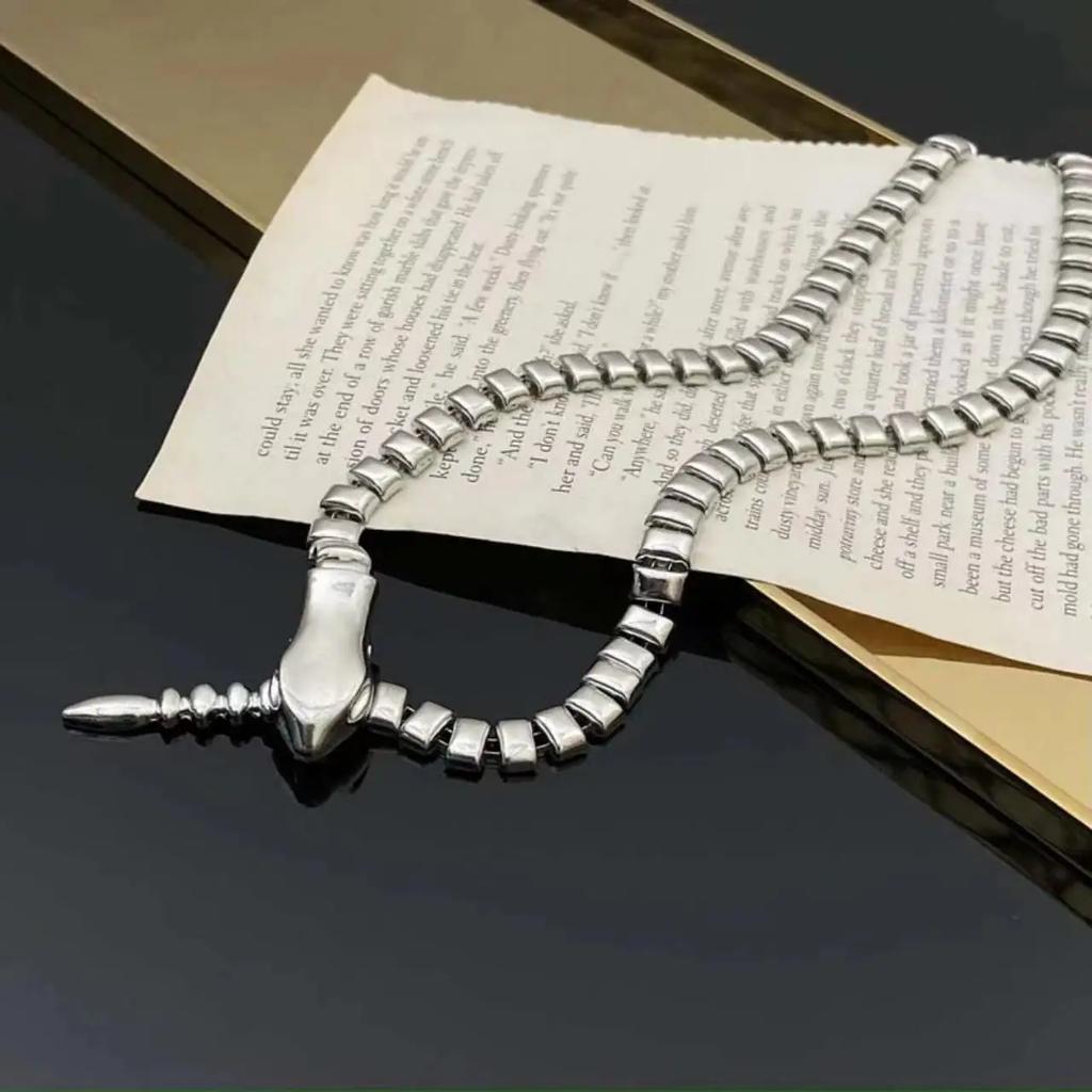 Дизайн в форме змеи, чувство микро-сеттинга, кулон, длинное ожерелье, зимняя цепочка для свитера, модная бижутерия для женщин, девушек, для вечеринки, подарок