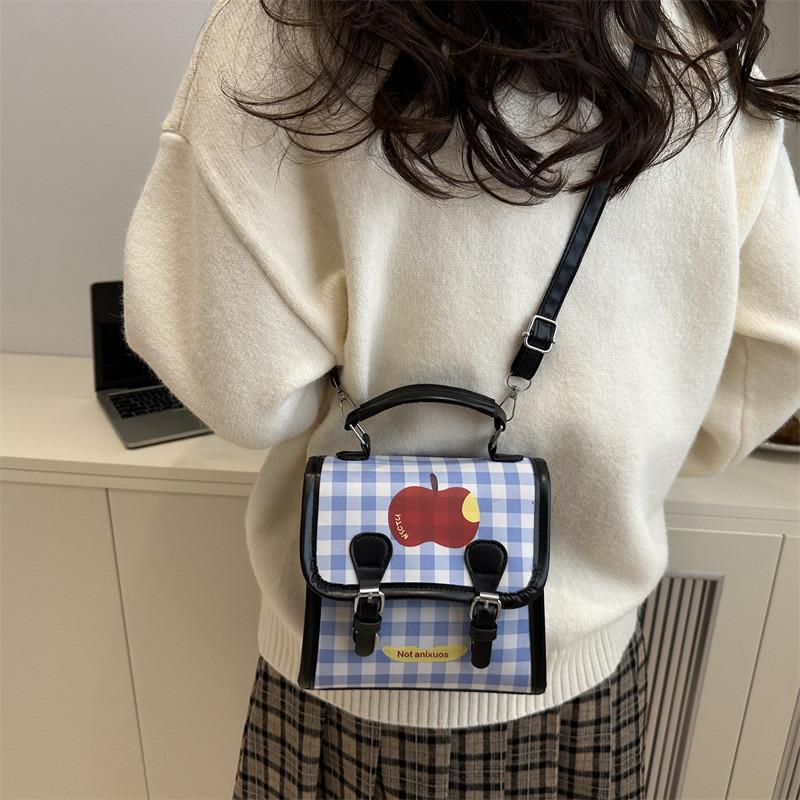 Street Style Pu Crossbody Bag With Inner Phone Pocket For Urban Wear