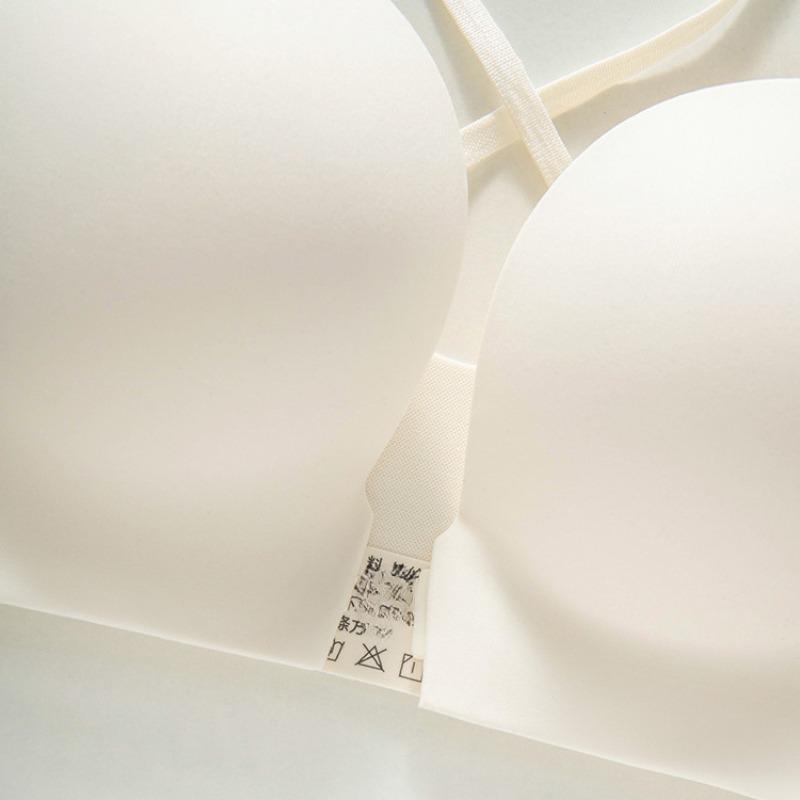 Не оставляющая следов, удобная пряжка спереди, красивая спинка, простые сборки, глянцевое кольцо из нержавеющей стали, дышащий бюстгальтер