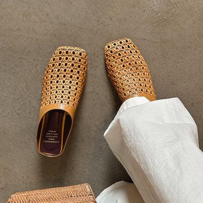 ! Плетеные полые полушлепанцы 2025 лето квадратный носок баотоу ленивые шлепанцы с кошкой и в римском стиле прохладные шлепанцы женские