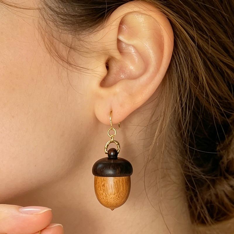 Creative Simulation Acorn Pendant Earrings for Women Personalized Detachable Hook Earrings Novelty Ear Jewelry Accessories Gift