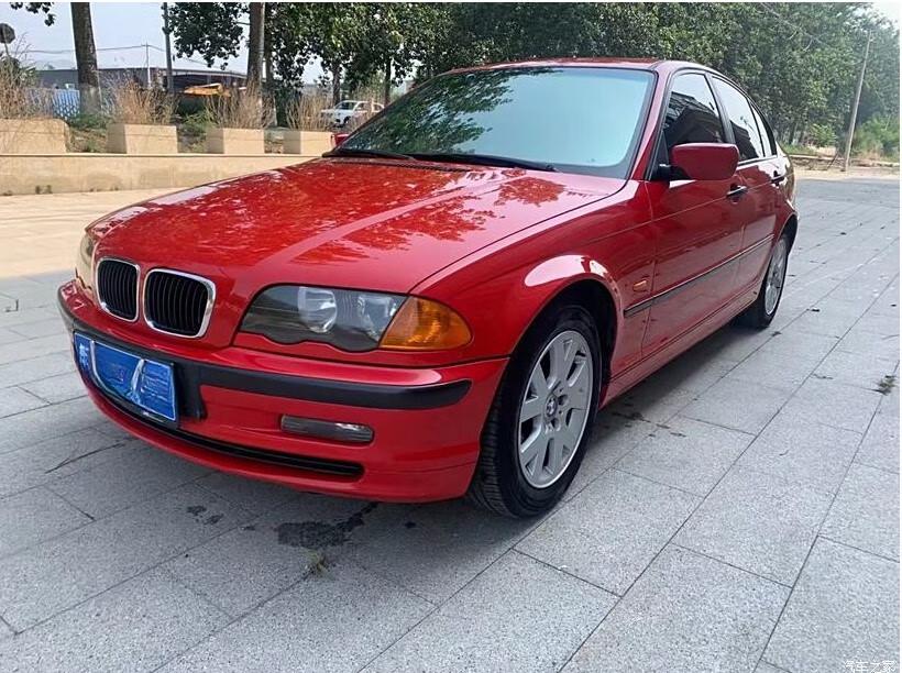 BMW 3 серии E46 (99-02) Передняя крышка фары: Прозрачный абажур/корпус.
