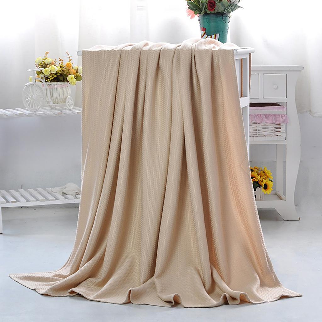 Lightweight Breathable Summer Bed Blanket, All-Season Use Lightweight Blanket To Keep Body Cool Night For Hot Sleepers