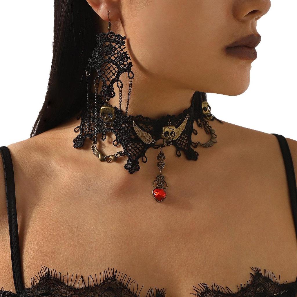 Винтажный набор на Хэллоуин: ожерелье с черепом и серьги-кисточки