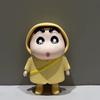 Красочный плащ Shinchan Crayon, стоящая фигурка, настольное украшение, мультфильм