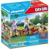 PLAYMOBIL - 70990 - City Life - Grands-Parents Avec Petit-Fils