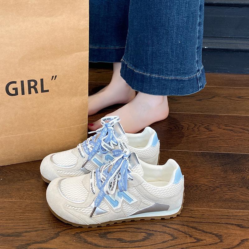 Новые сетчатые синие 2025 летние дышащие ретро немецкие тренировочные кроссовки женские супер огонь повседневные на платформе спортивные Forrest Gump кеды